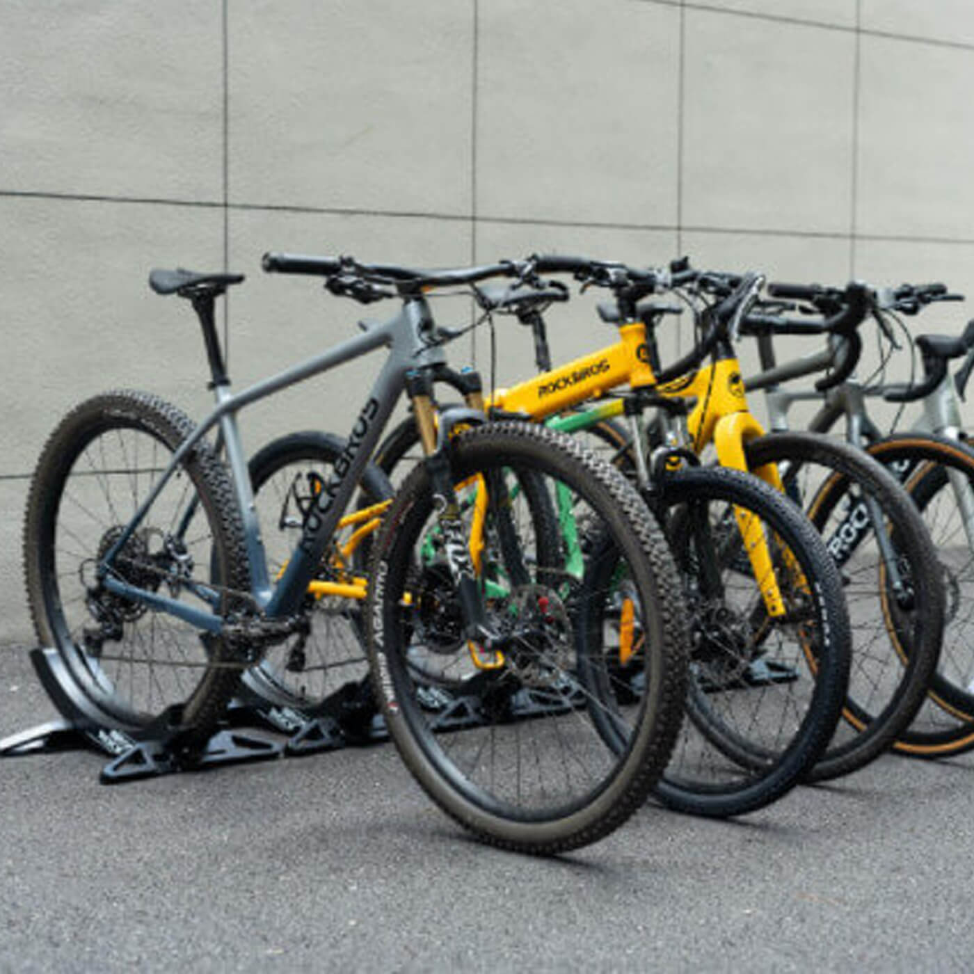 rockbros universal bike stand, suitable for mountain and road bicycles.