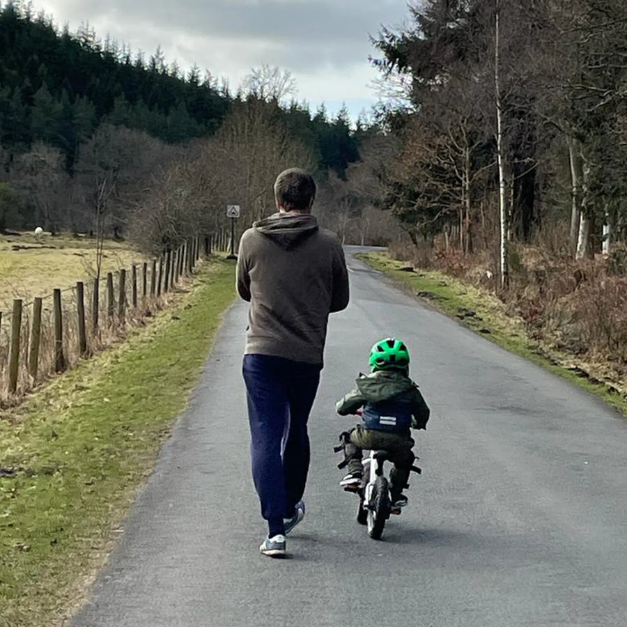 ROCKBROS Father's Day dad and son riding bikes together
