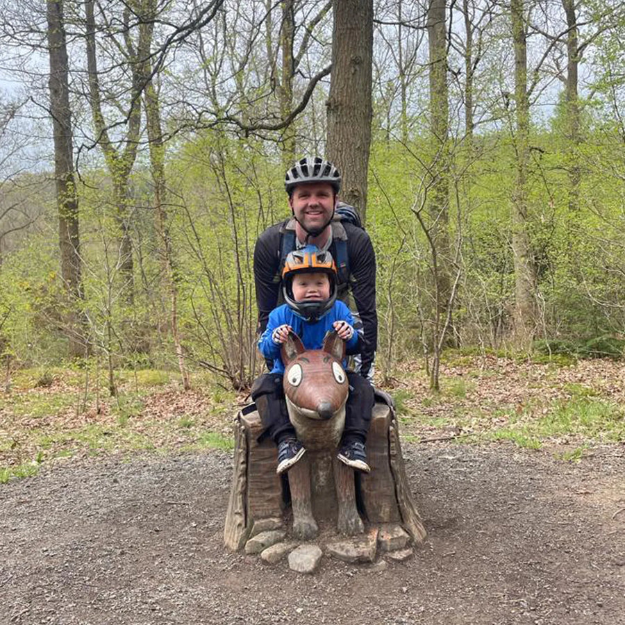 ROCKBROS Father's Day dad and son riding bikes together