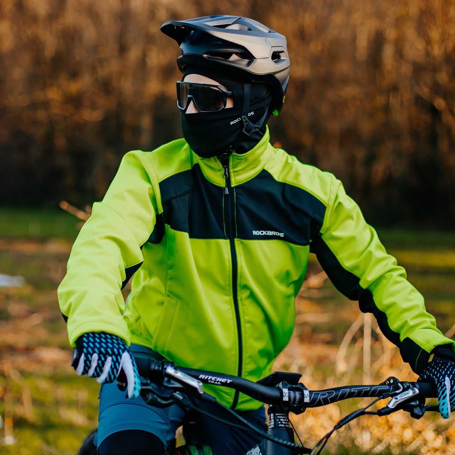 ROCKBROS cycling gear collection for road cycling, mountain biking and everyday rides