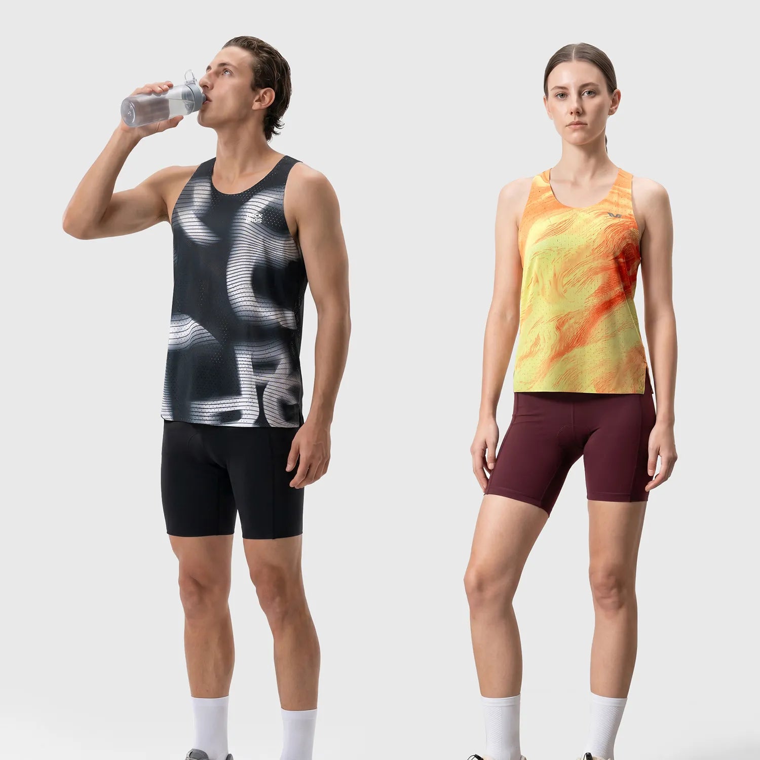 ROCKBROS men's lightweight running singlet in black, breathable quick-dry fabric for race training