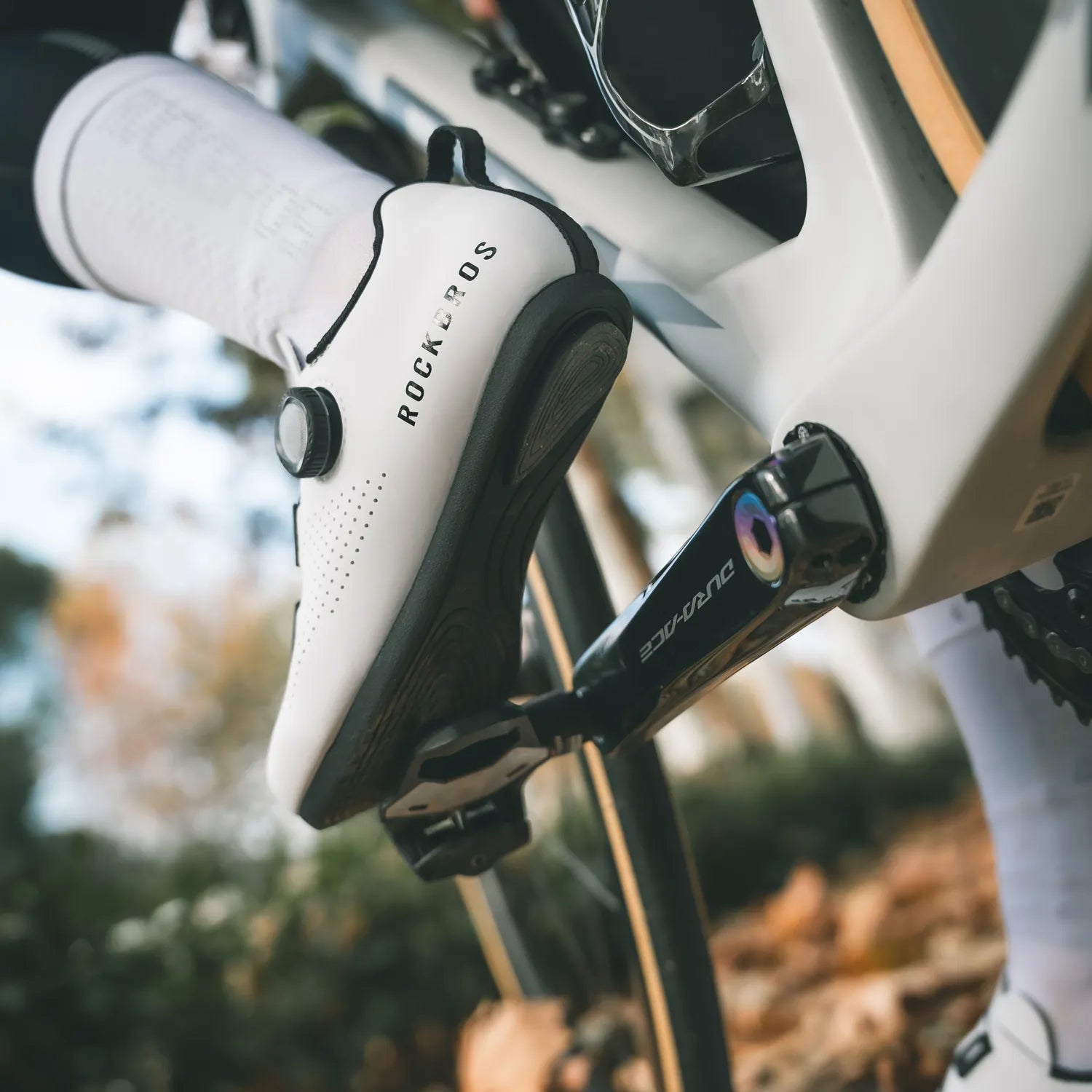 ROCKBROS cycling gear collection for road cycling, mountain biking and everyday rides